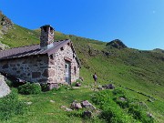 Laghi di Ponteranica dai Piani dell’Avaro con splendide fioriture – 1giu26  - FOTOGALLERY